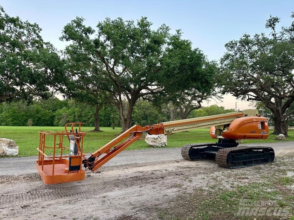 JLG 600 SJ C 견인식 전동이동 리프트