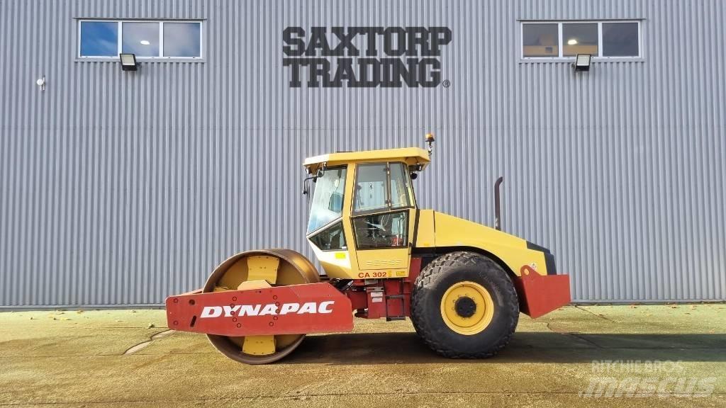 Dynapac CA302D, Vält 싱글 드럼 롤러