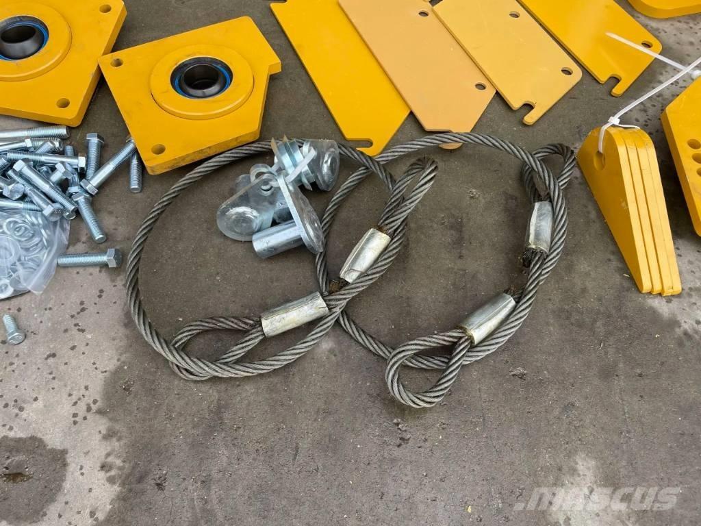 Volvo A25G 테일게이트