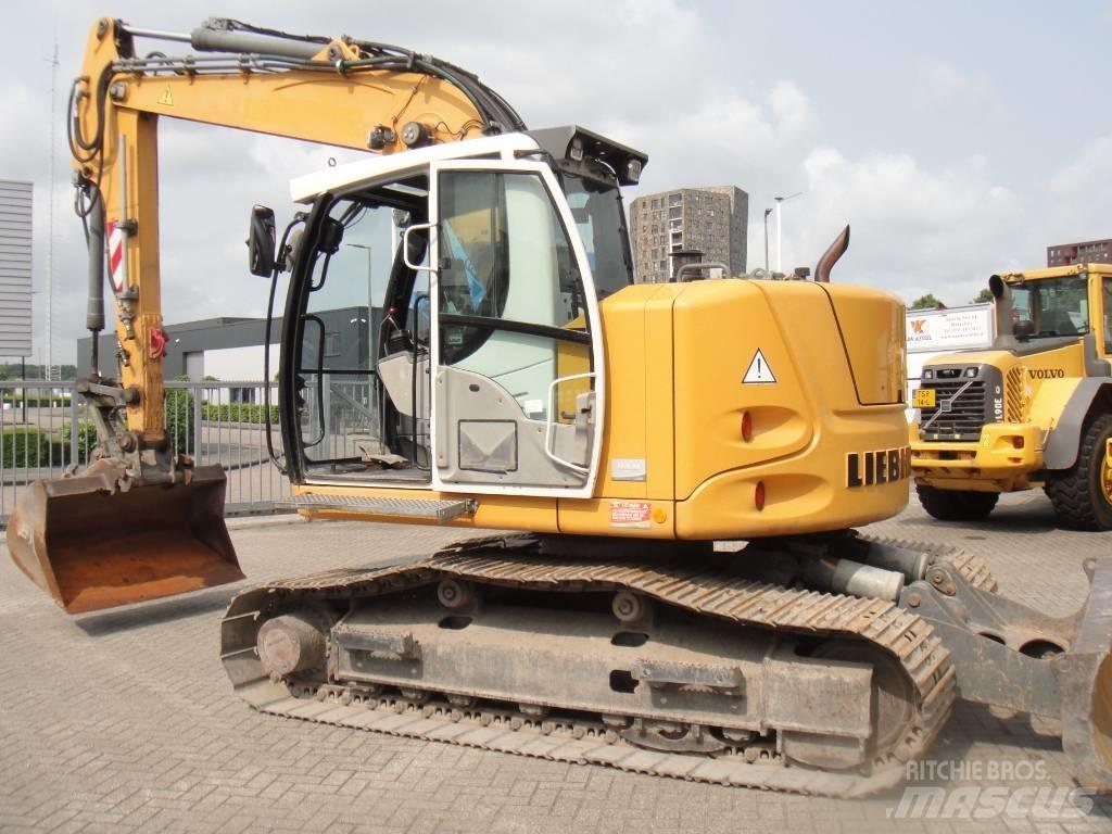 Liebherr R 914 대형 굴삭기 29톤 이상