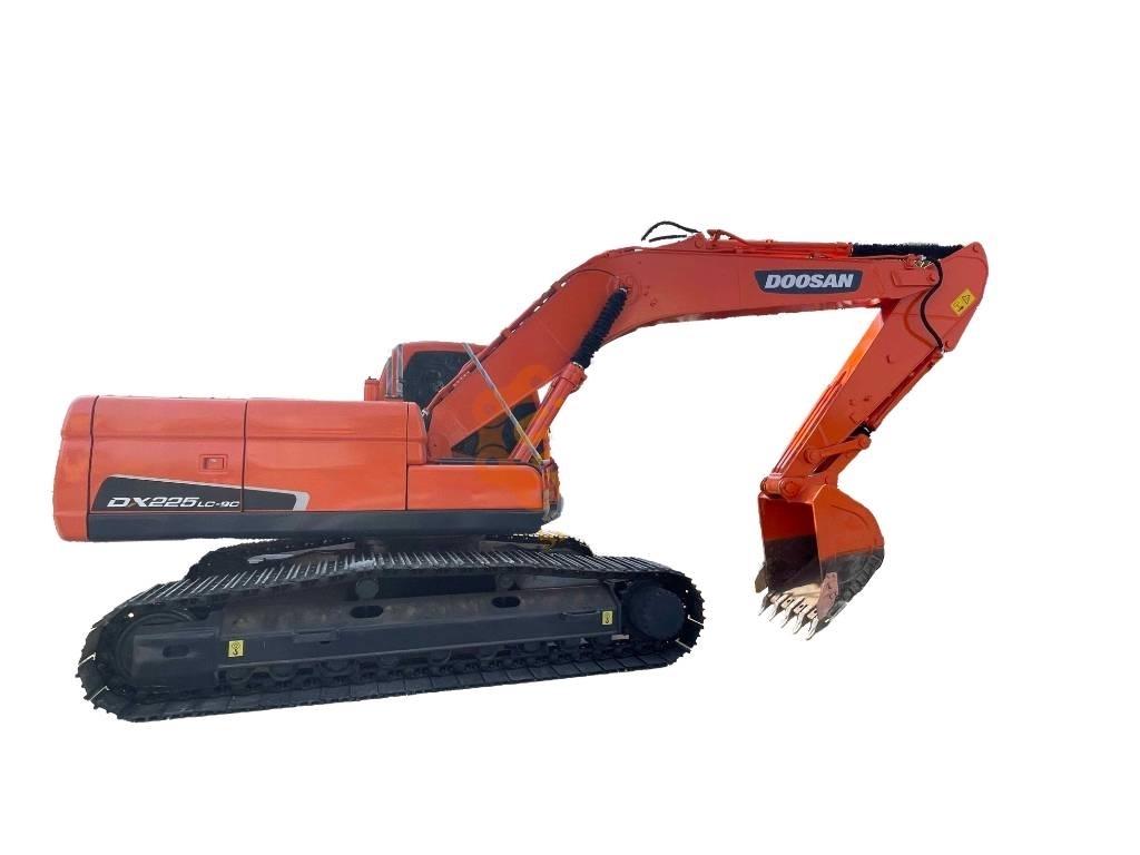 Doosan DX 225 LC 대형 굴삭기 29톤 이상