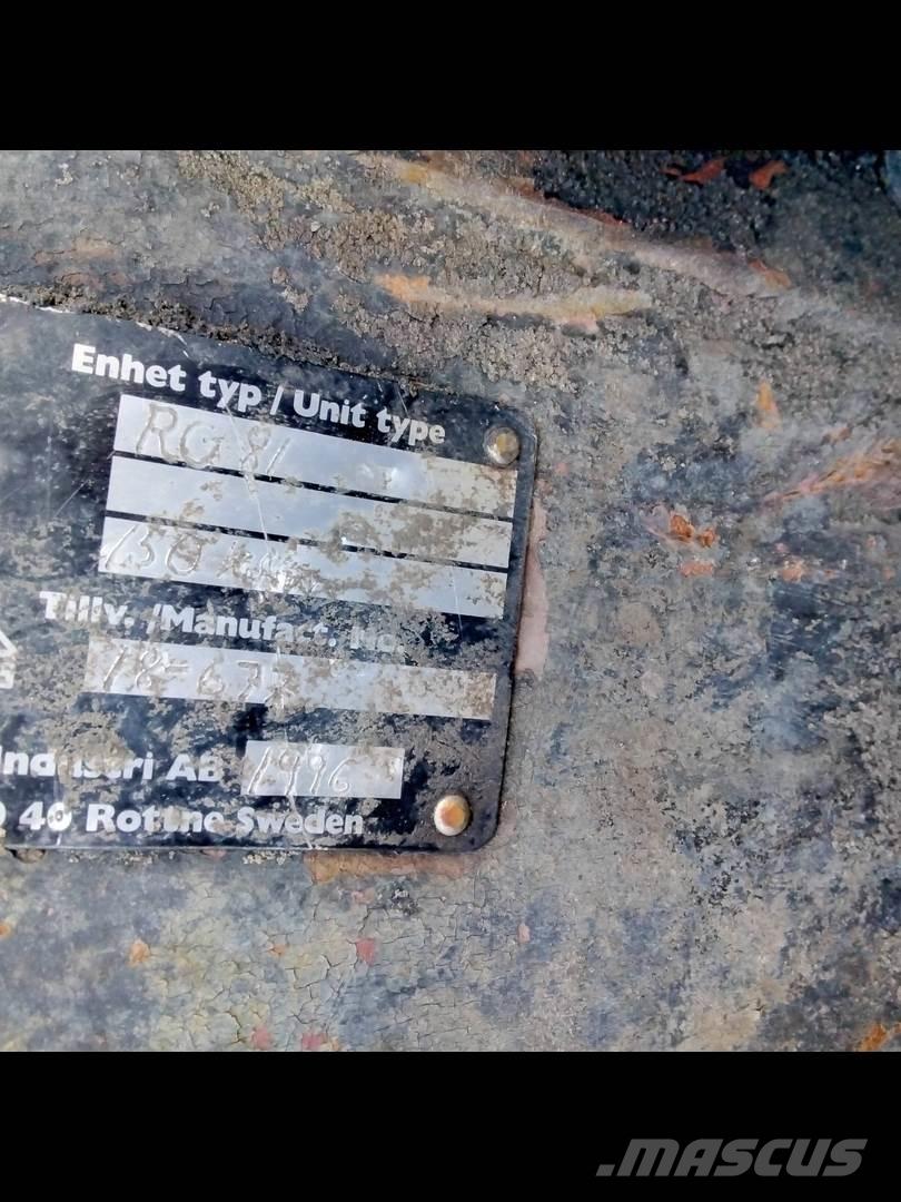 Rottne RG81 포워더 크레인