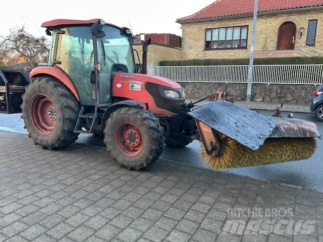 Kubota 7060M 트랙터