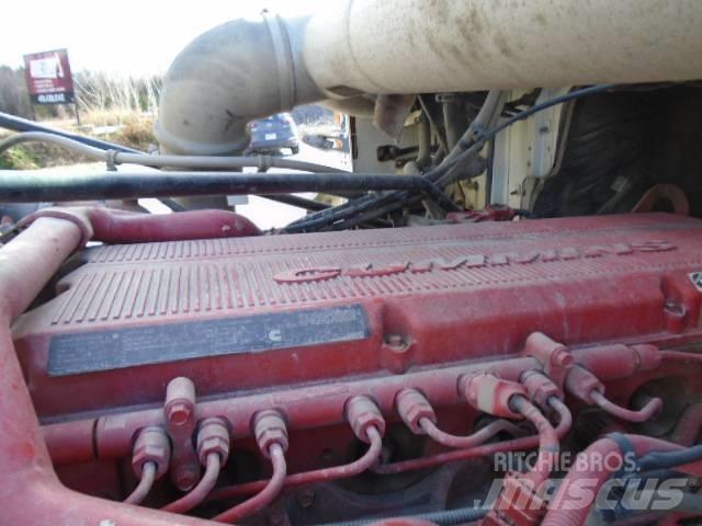 Western Star 4900 SA 트랙터 유닛