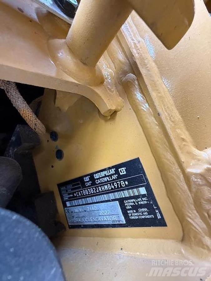 CAT 302-05 소형 굴삭기 7톤 미만