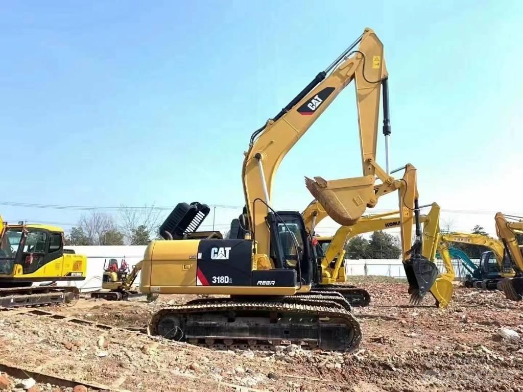 CAT CAT318D 대형 굴삭기 29톤 이상