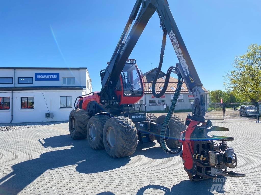 Komatsu 911 원목 하베스터