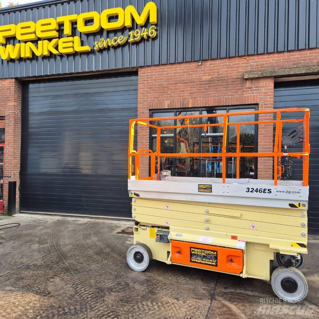 JLG 3246 ES 가위형 리프트