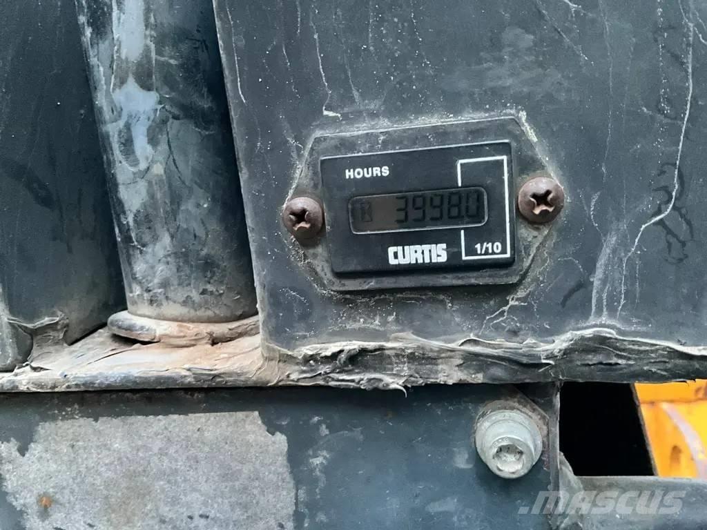 Terex PS 5000 연결식 홀러