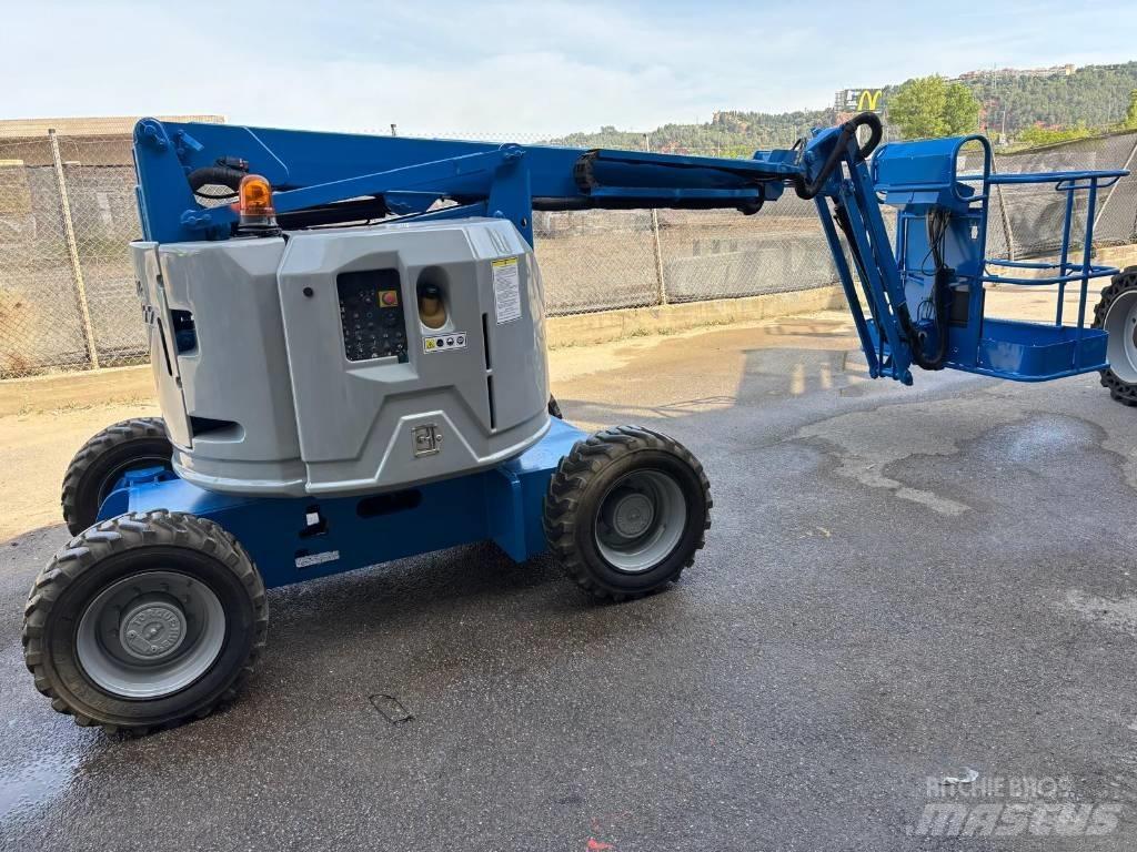 Genie Z 34/22 RT 관절형 전동이동 리프트
