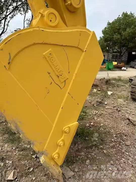 Komatsu PC 450 대형 굴삭기 29톤 이상