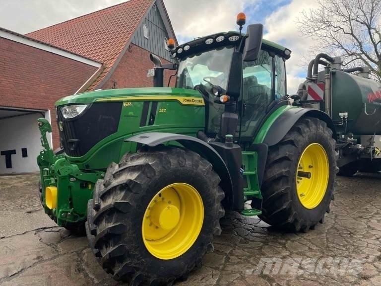 John Deere 6R 250 트랙터