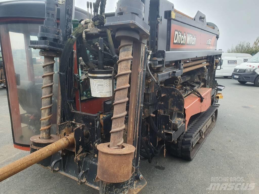 Ditch Witch JT 30 AT 수평 굴착 장치