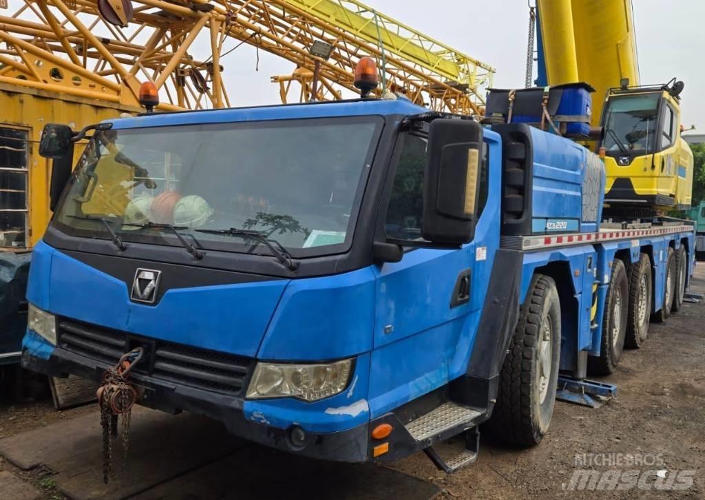 XCMG XCA 220 A/T 크레인