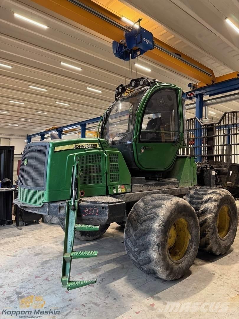 John Deere 1210E 원목 포워더