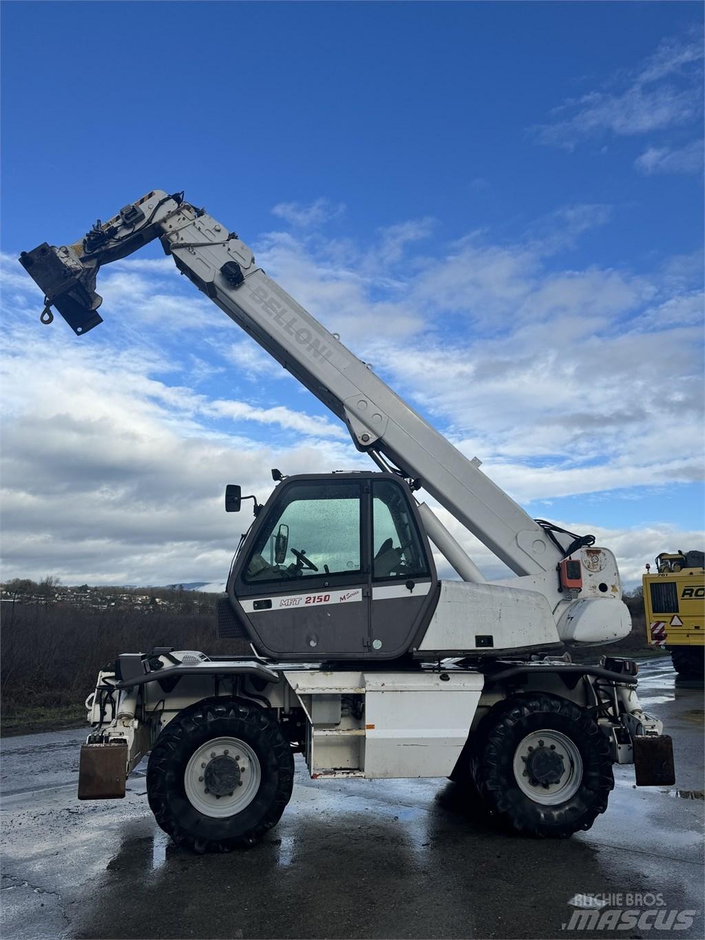Manitou MRT 2150 텔러 핸들러