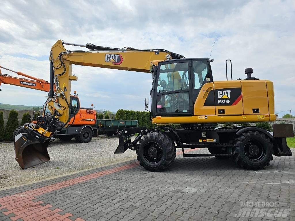 CAT M 316 F  휠 굴삭기