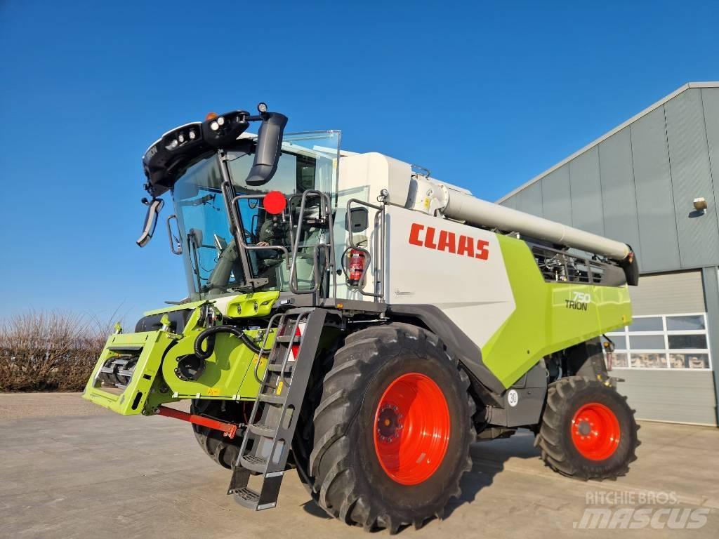 CLAAS Trion 750 콤바인 수확기