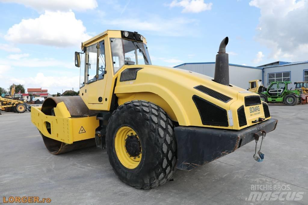 Bomag BW 219 D H-4 싱글 드럼 롤러