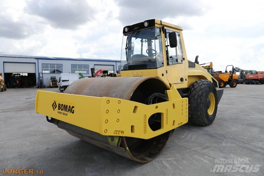 Bomag BW 219 D H-4 싱글 드럼 롤러