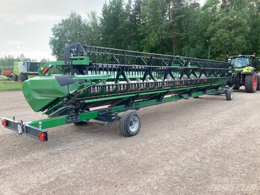John Deere 640 X 콤바인 수확기
