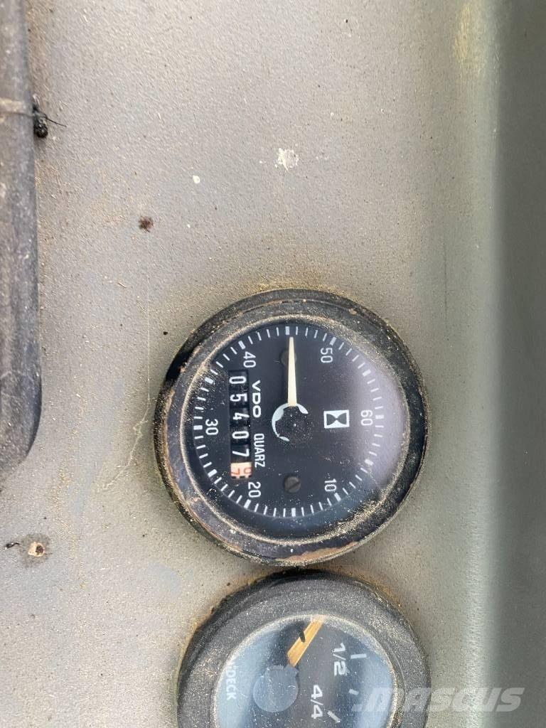 Schaeff SKL 823  휠로우더