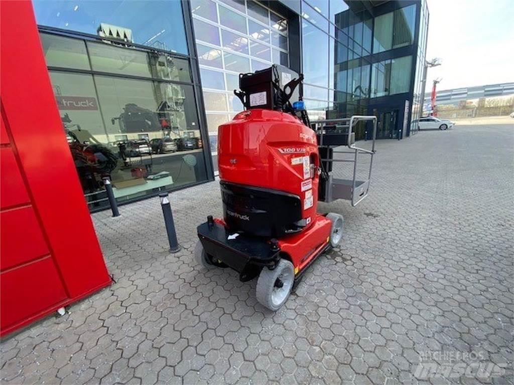 Manitou 100VJR 인원/화물 앨리베이터