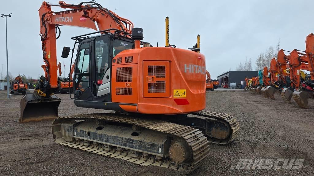 Hitachi ZX 225USLC-6 대형 굴삭기 29톤 이상