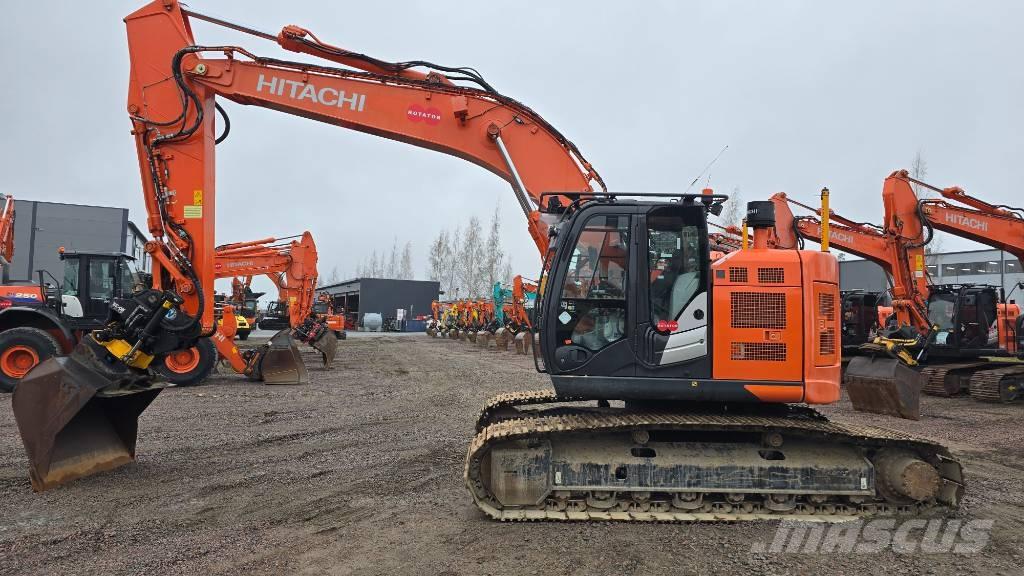 Hitachi ZX 225USLC-6 대형 굴삭기 29톤 이상