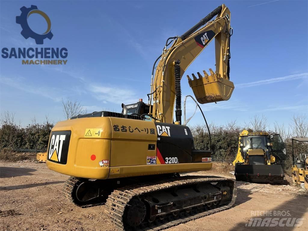 CAT 320 D 대형 굴삭기 29톤 이상