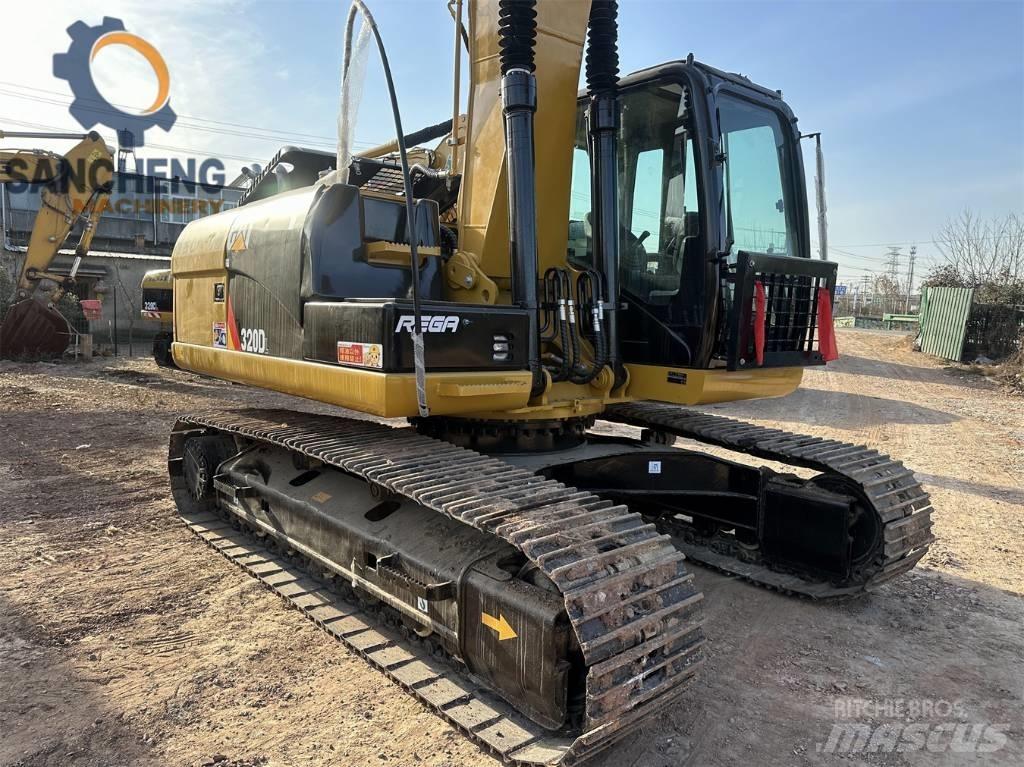 CAT 320 D 대형 굴삭기 29톤 이상