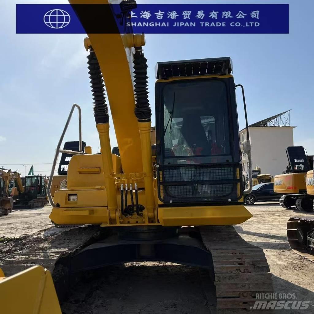 Komatsu PC 130 대형 굴삭기 29톤 이상