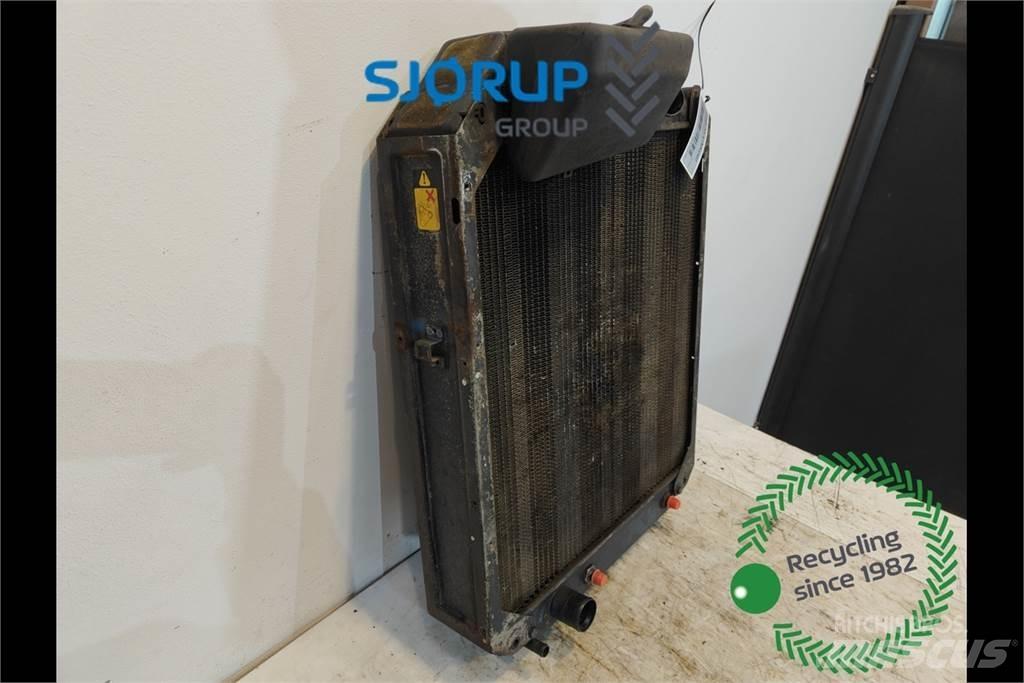 Ford 8240 Radiator 엔진