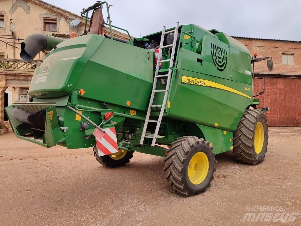 John Deere W 440 콤바인 수확기