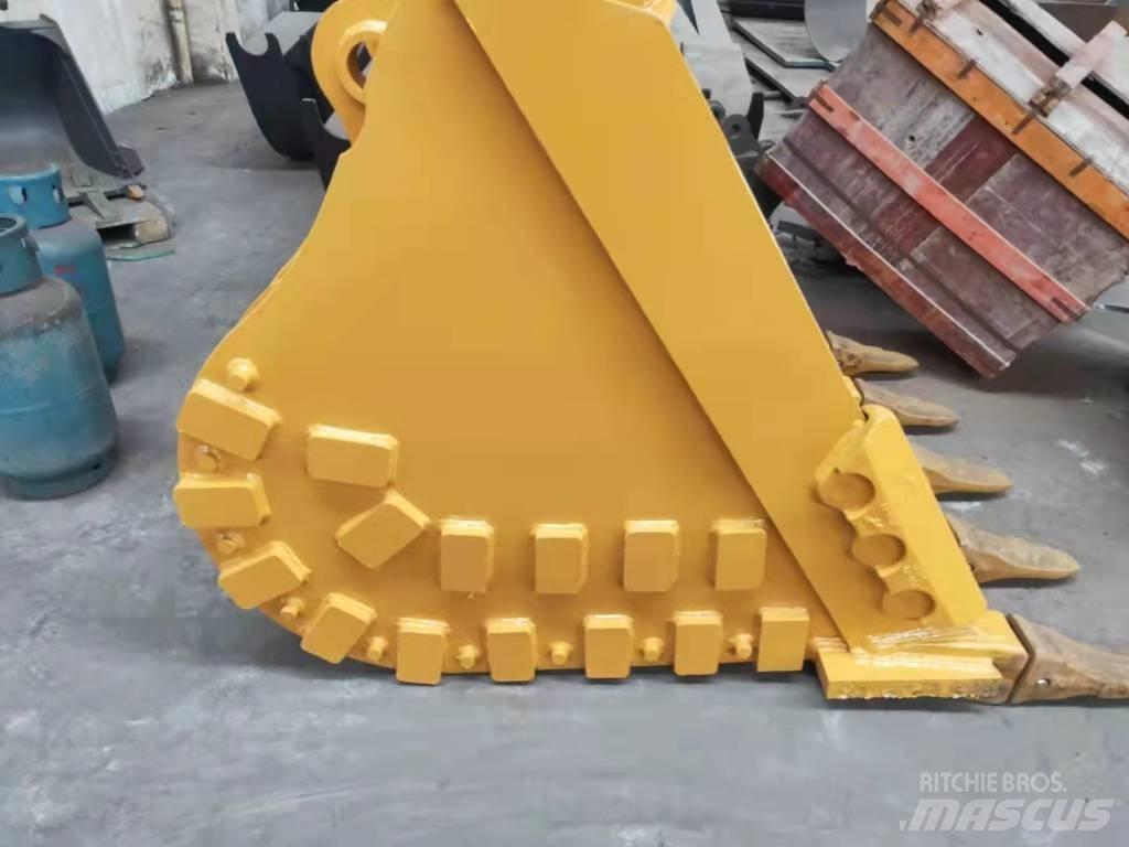 Komatsu PC200-8 버켓