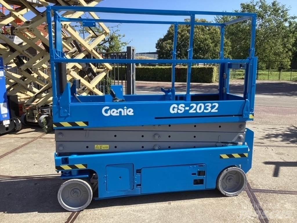 Genie GS2032 가위형 리프트