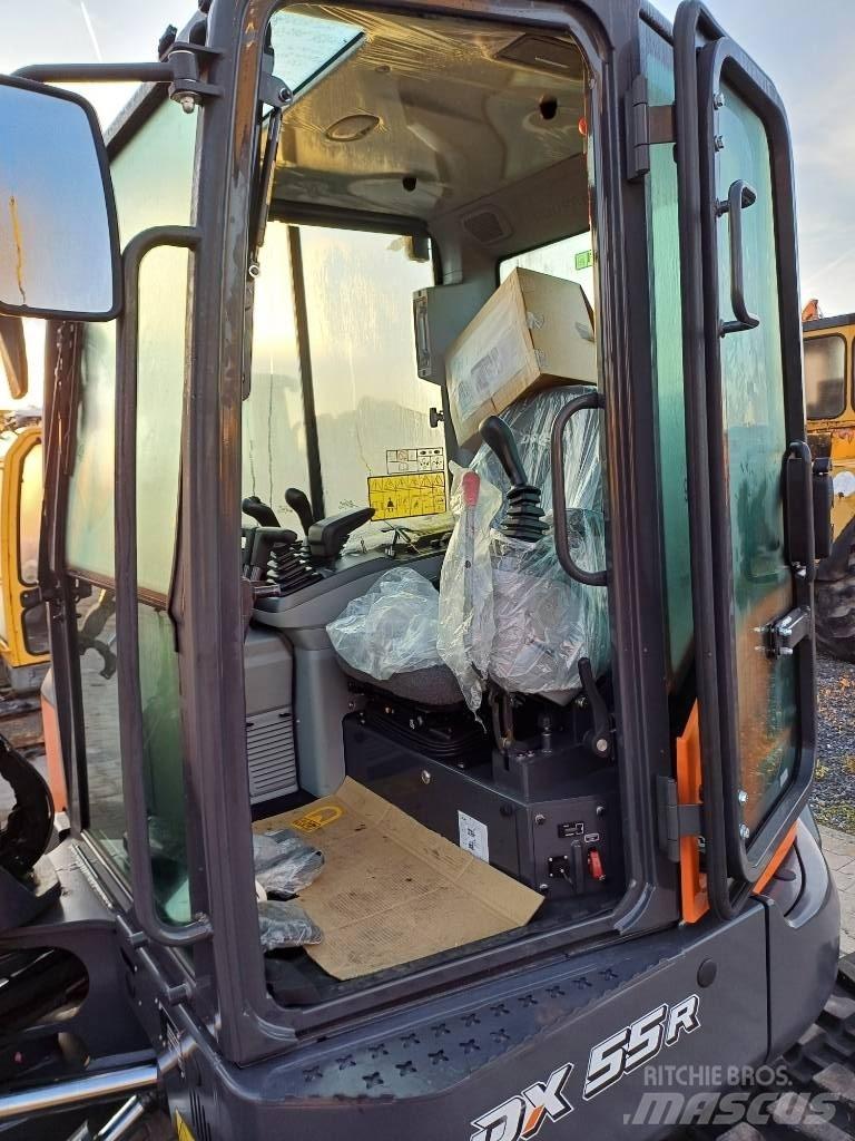 Doosan DX 55 R-7 소형 굴삭기 7톤 미만