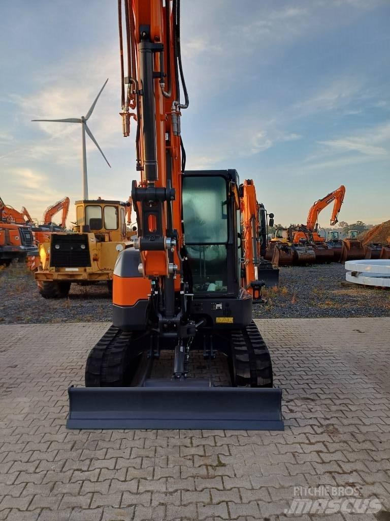 Doosan DX 55 R-7 소형 굴삭기 7톤 미만