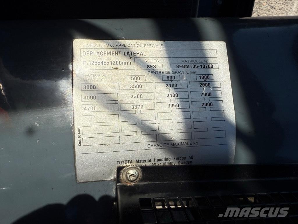 Toyota 8 FBMT 35 전동 지게차