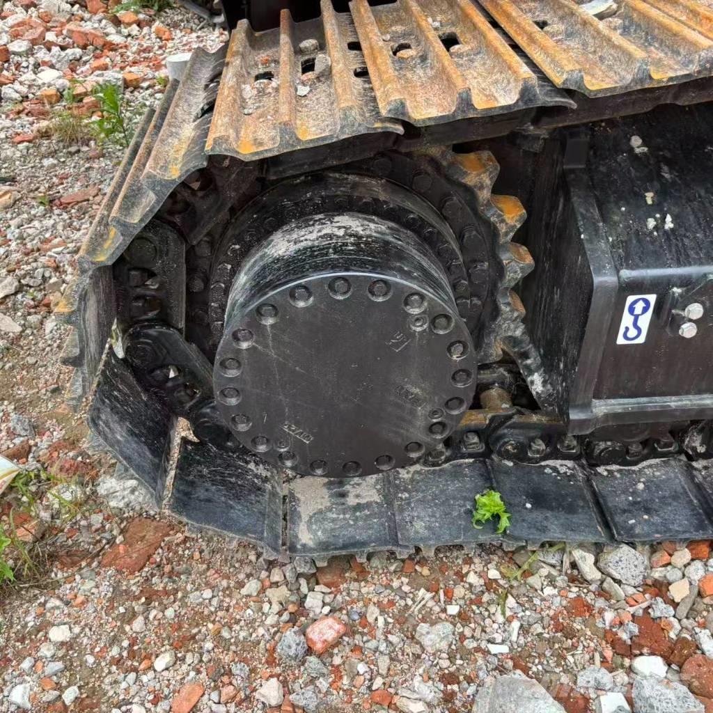 Hitachi ZX 350 대형 굴삭기 29톤 이상