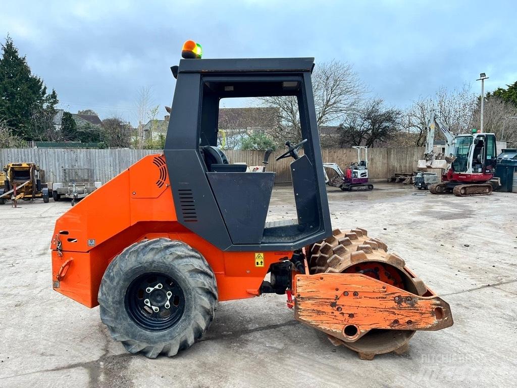 Ammann ASC 30 싱글 드럼 롤러