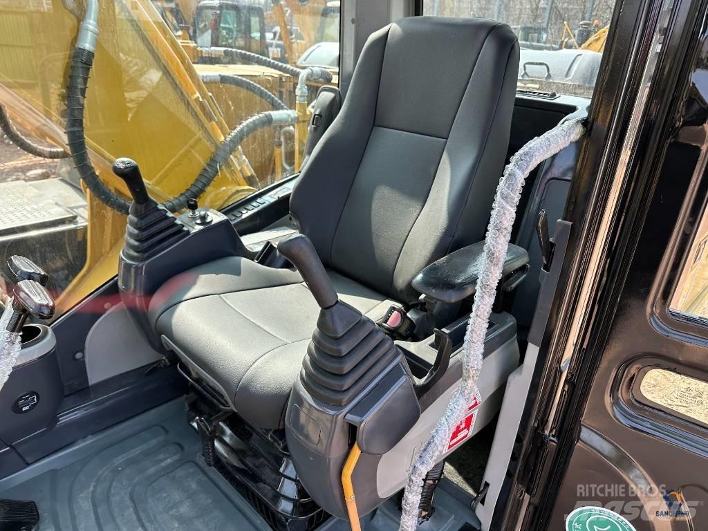 CAT 320 D L 대형 굴삭기 29톤 이상