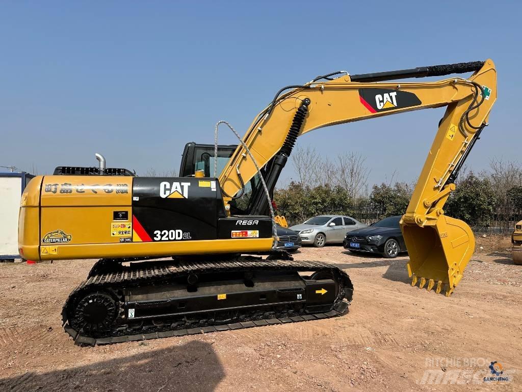 CAT 320 D L 대형 굴삭기 29톤 이상