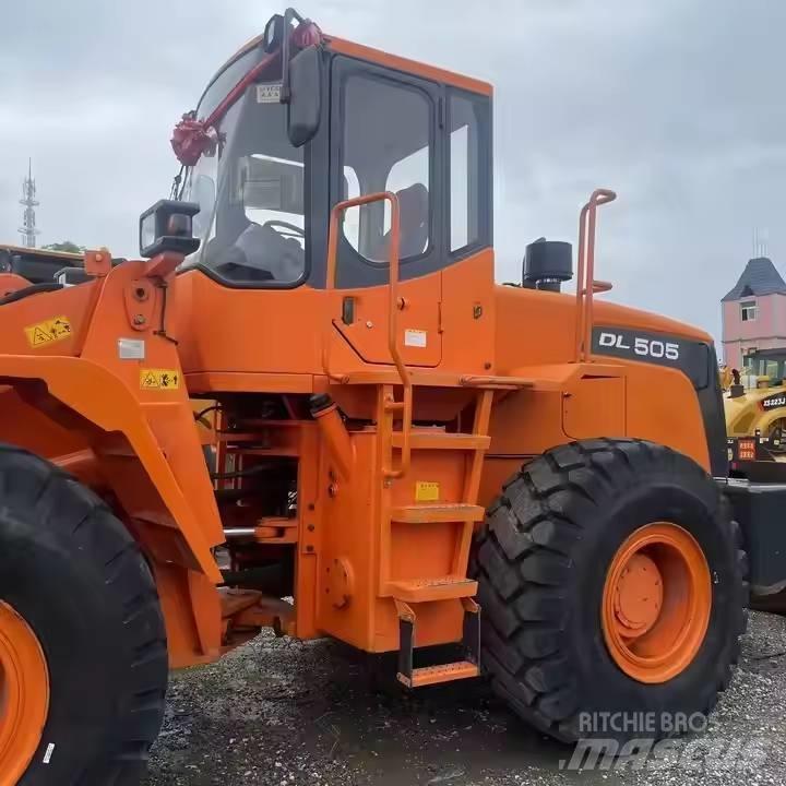 Doosan DL505  휠로우더