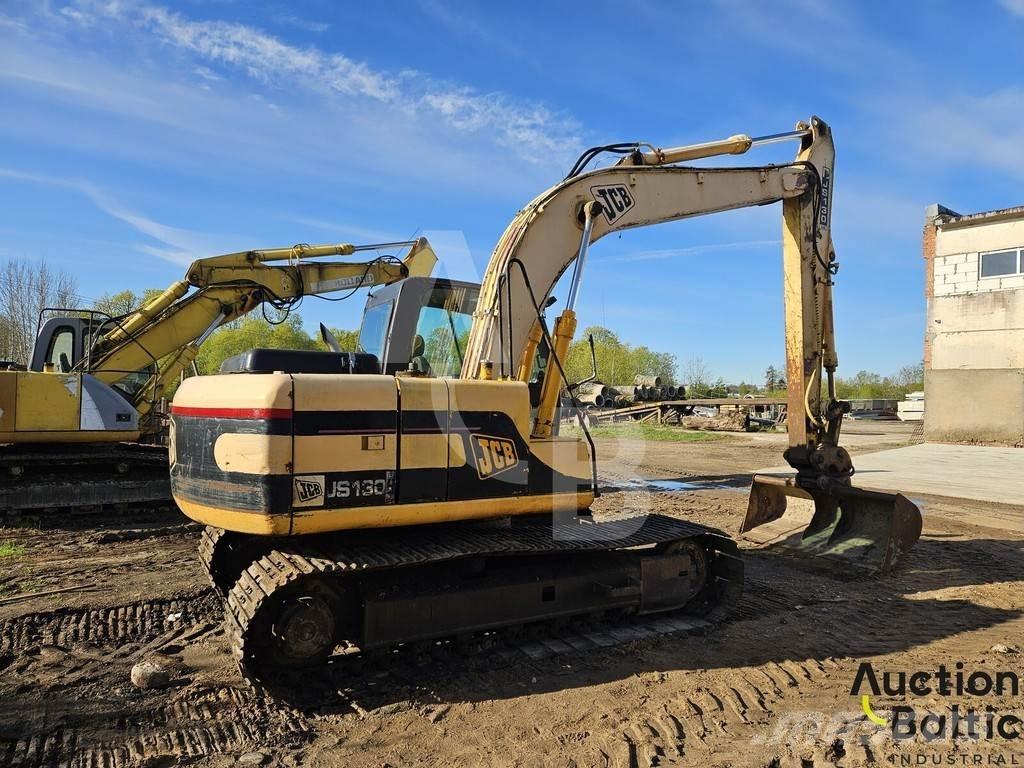 JCB JS 130 대형 굴삭기 29톤 이상