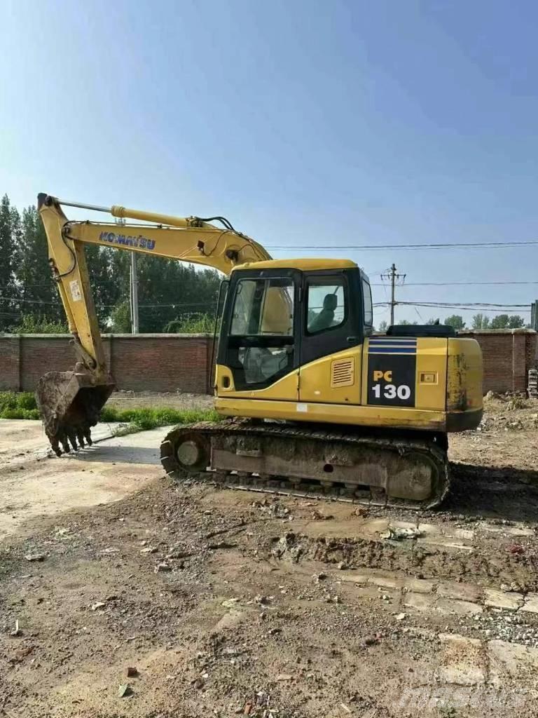 Komatsu PC 130 대형 굴삭기 29톤 이상