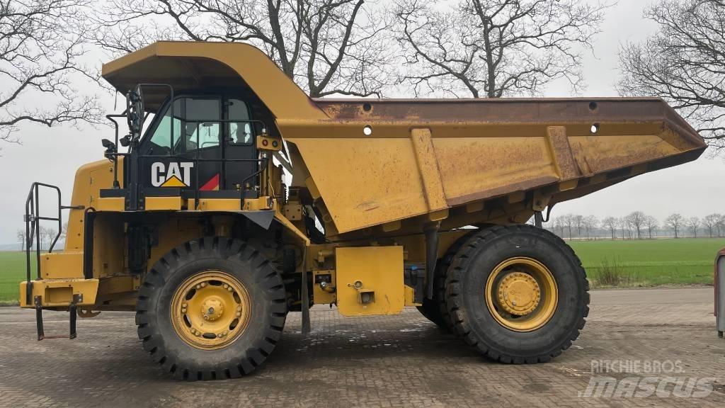 CAT 770 연결식 홀러