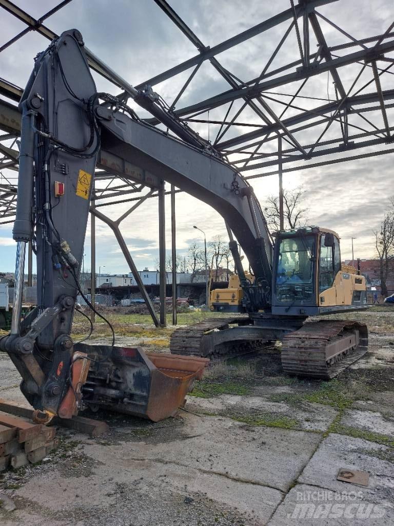 Volvo EC 250 D L 대형 굴삭기 29톤 이상