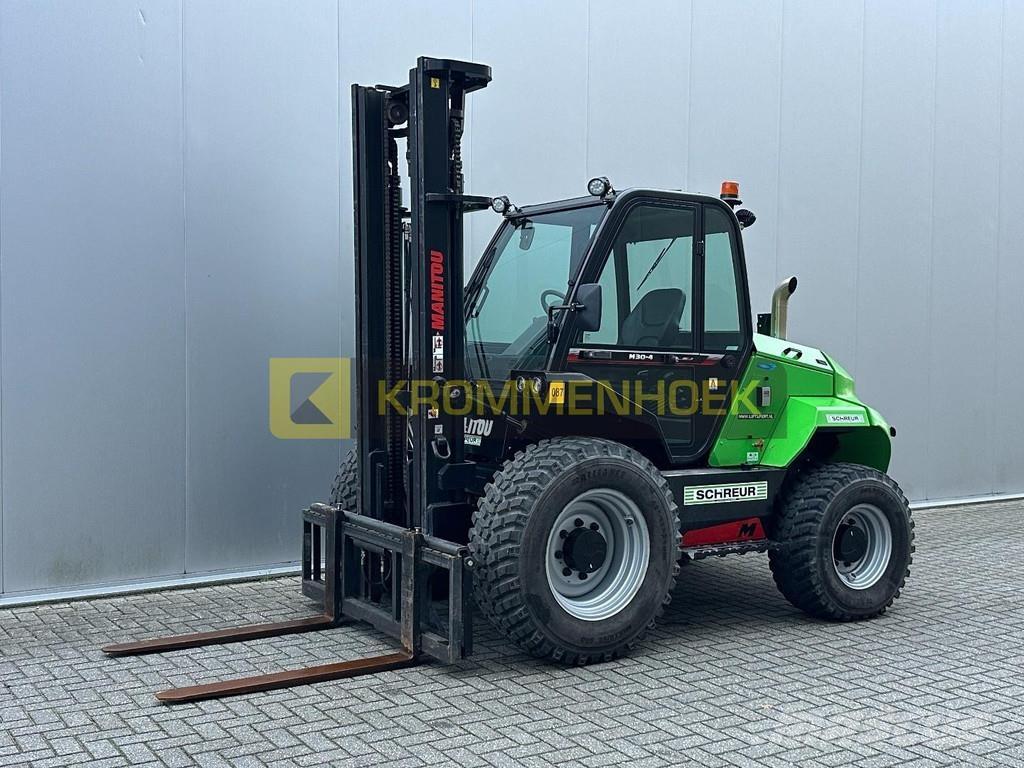 Manitou M30-4 험지용 트럭