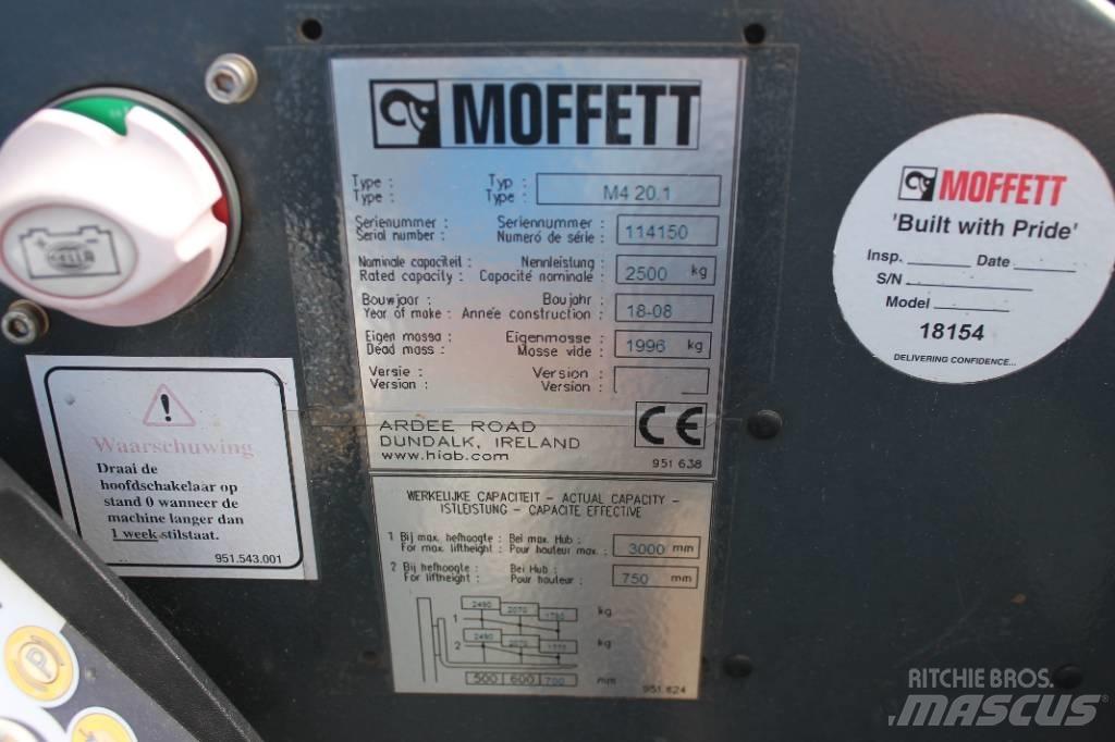 Moffett M4 20.1 트럭 장착 포크리프트